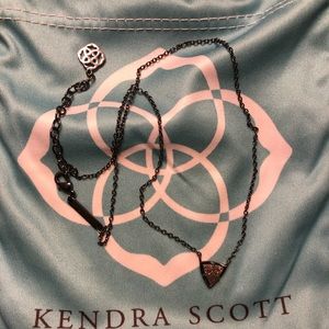 Kendra Scott Necklace
